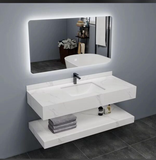 a783f231-6e6b-4ae3-b668-1c88ab3c9eec Evier luxueux avec miroir led