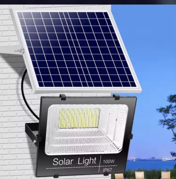 bab62bdc-7797-4fa6-afd8-f6c7ba720285 2 Lampe Solaire